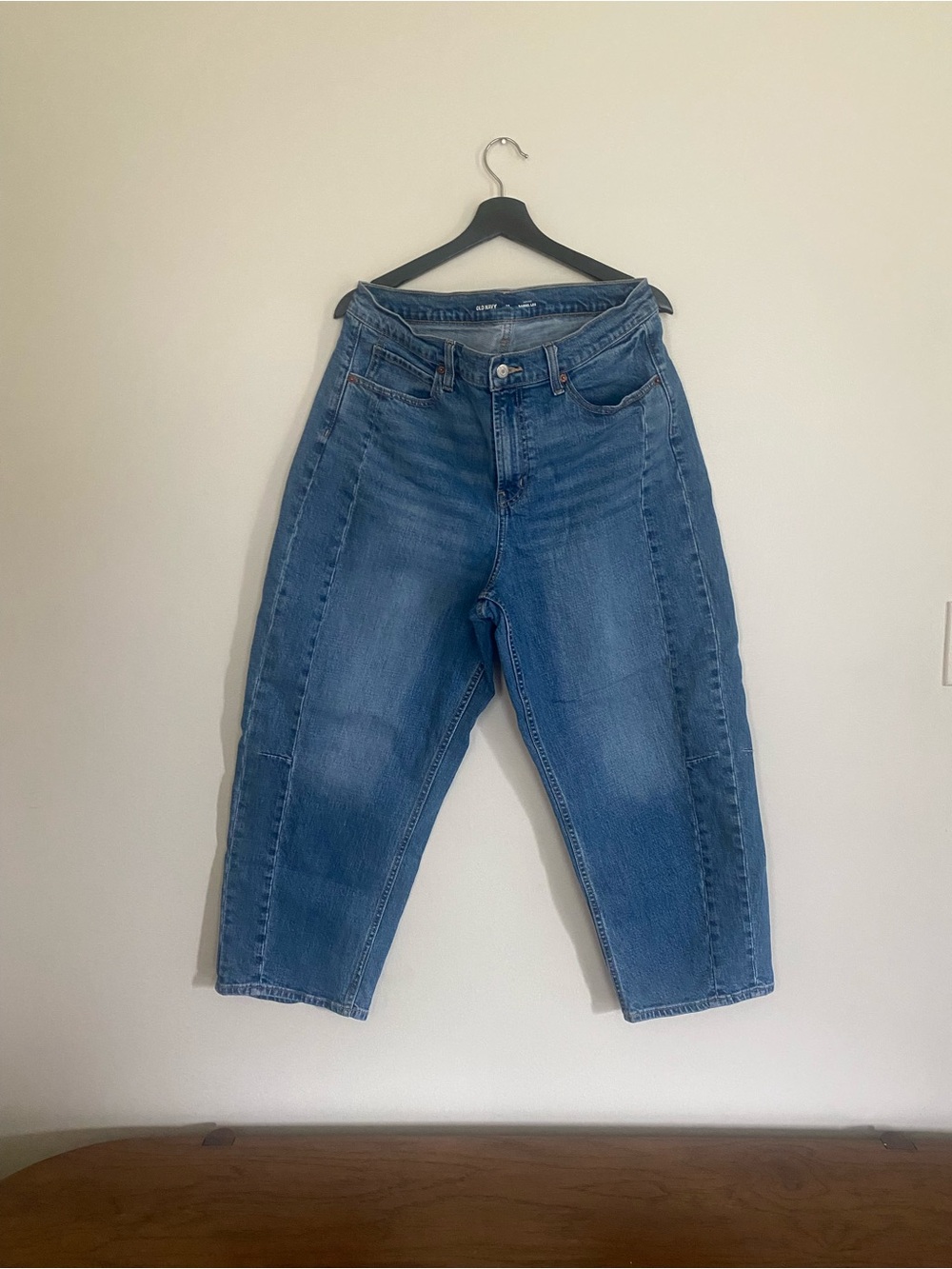 Old Navy Women’s Blue Barrel Denim Jeans
